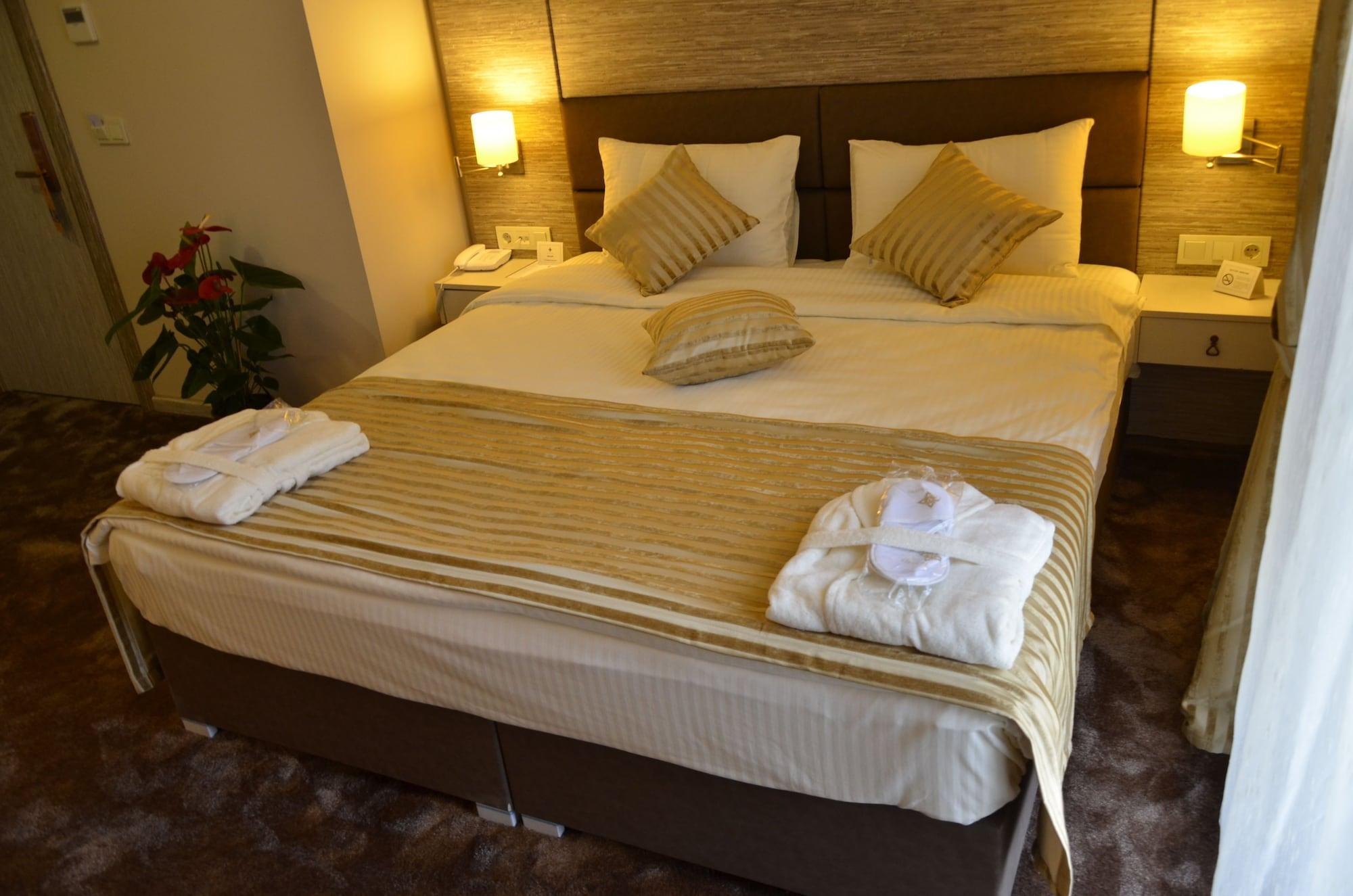 Orya Hotel อิสตันบูล ภายนอก รูปภาพ