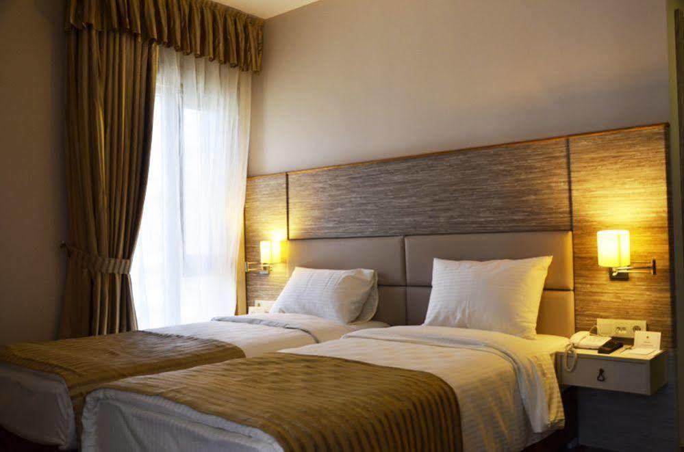 Orya Hotel อิสตันบูล ภายนอก รูปภาพ