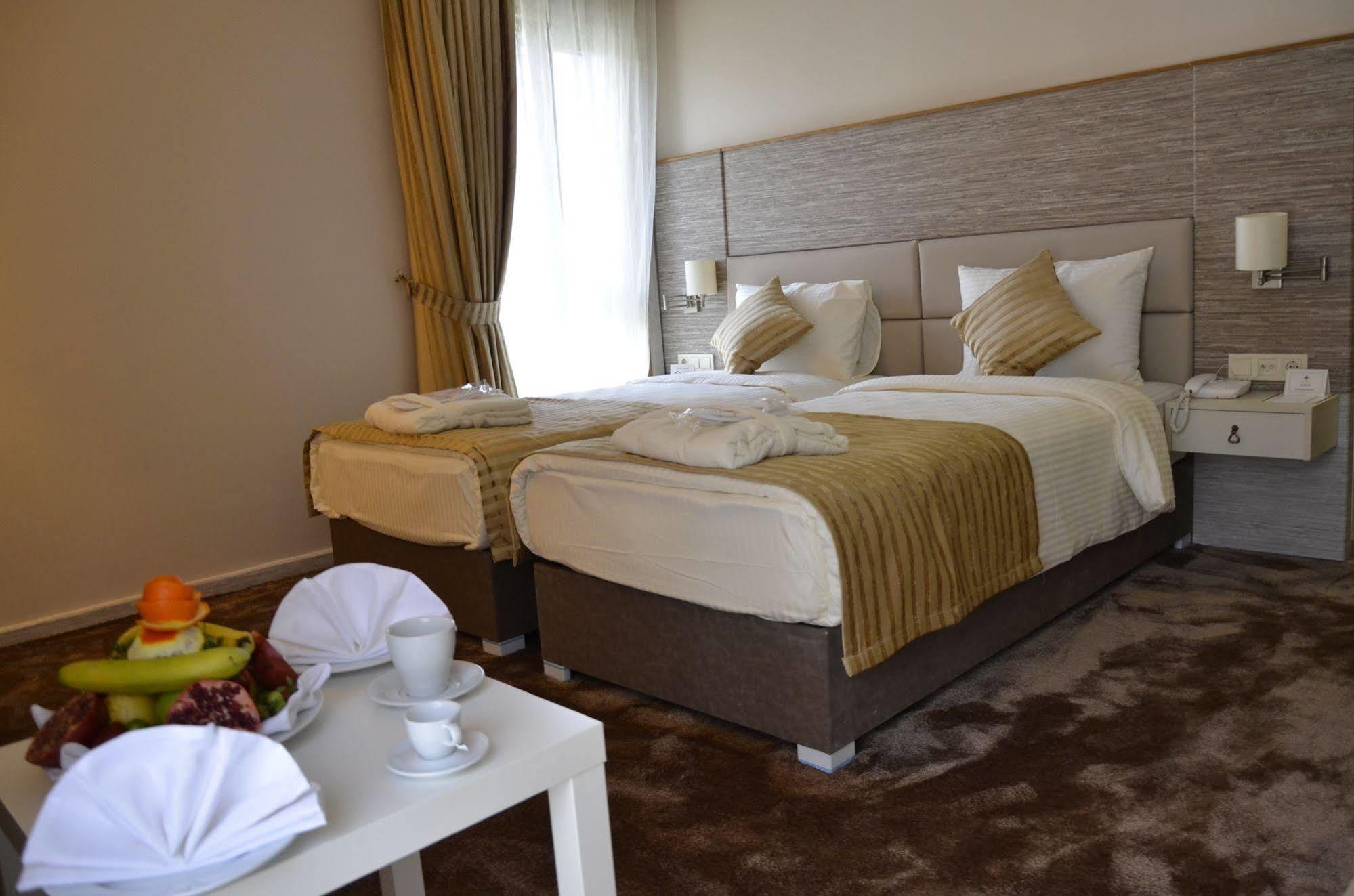 Orya Hotel อิสตันบูล ภายนอก รูปภาพ